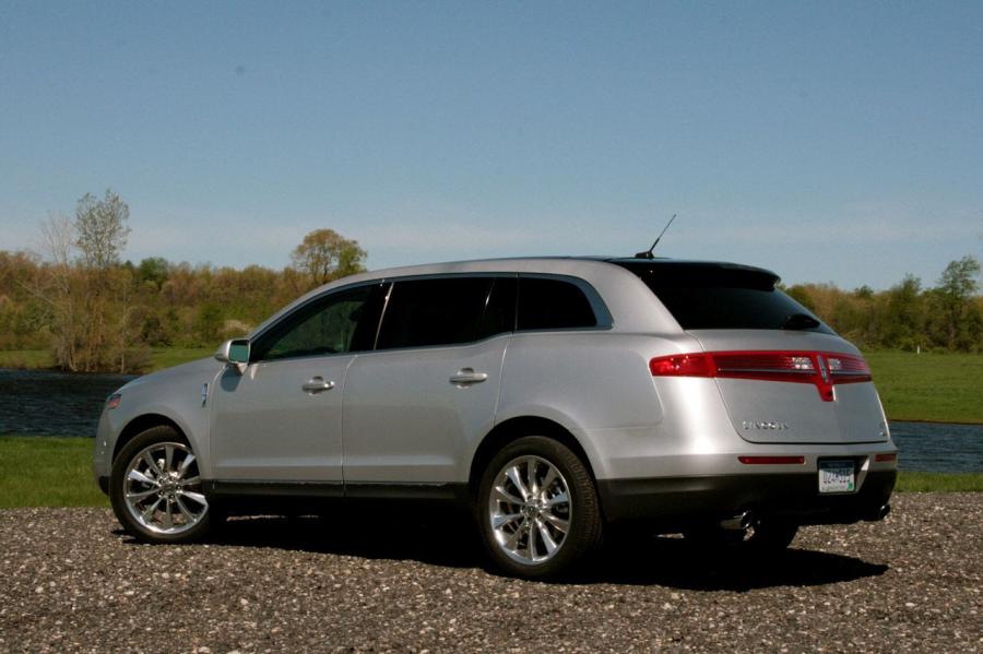  Lincoln MKT EcoBoost 2010 года  (фото 4 из 31)